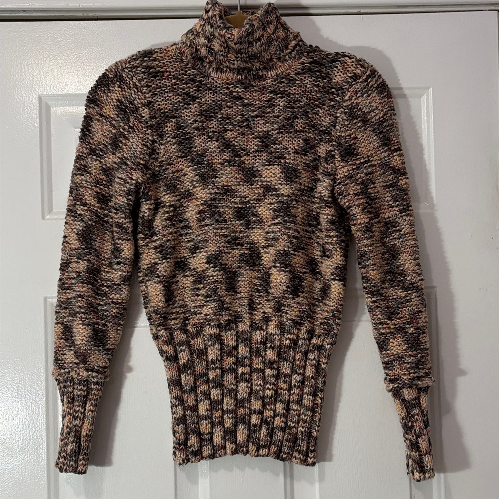 Tint brand sweater Size Medium